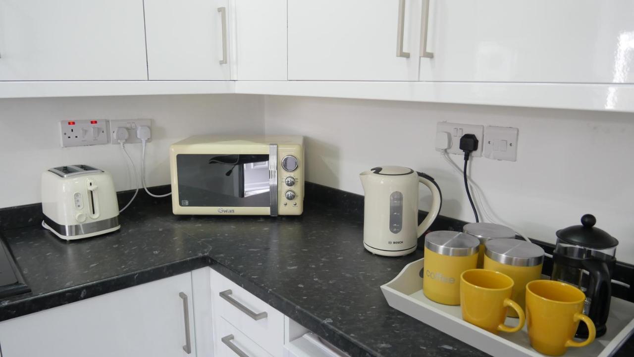 Spacious 6 Bed Home Near City & Albion Stadium Perfect For Contractors! Birmingham Luaran gambar